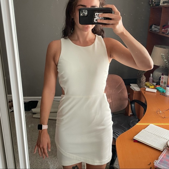SHOP CLOSING / FINAL PRICE: !NWT! White Cocktail Dress - Picture 7 of 8